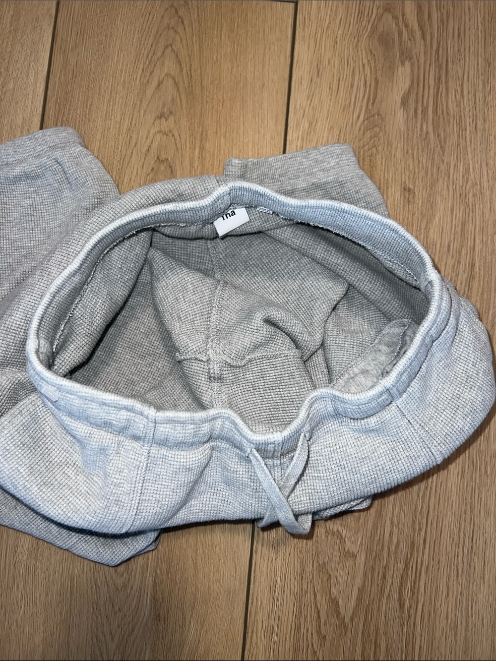 Aritzia TNA Light Gray Cozy Jogger Sweatpants - Picture 9 of 11